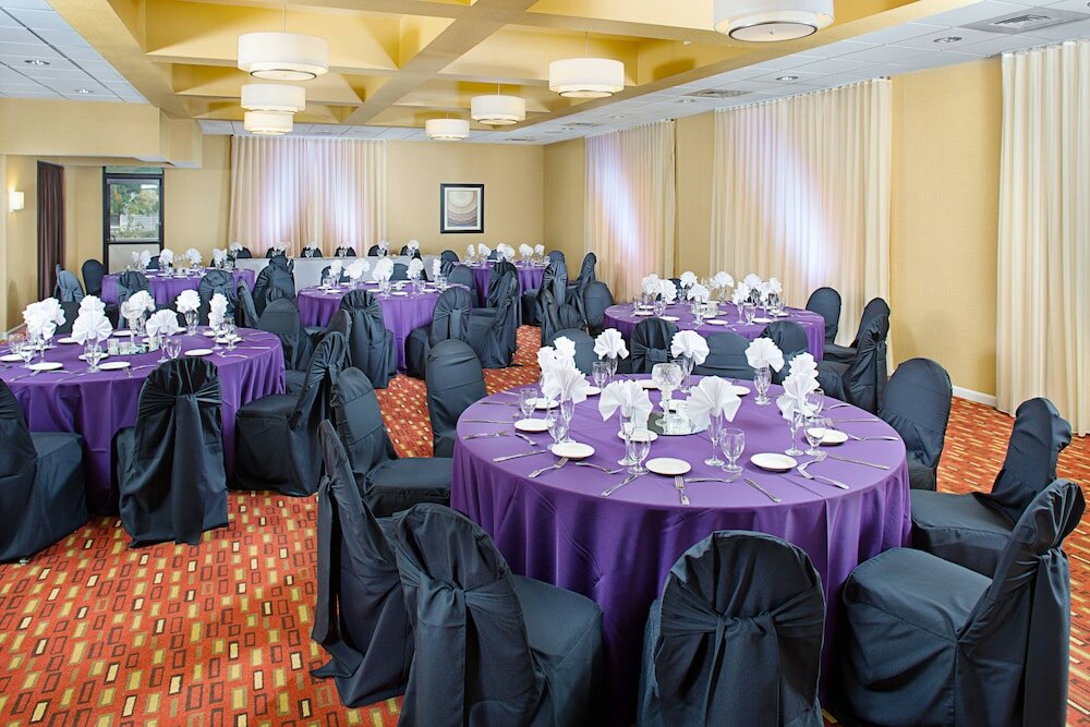 Фото Courtyard by Marriott Sacramento Midtown