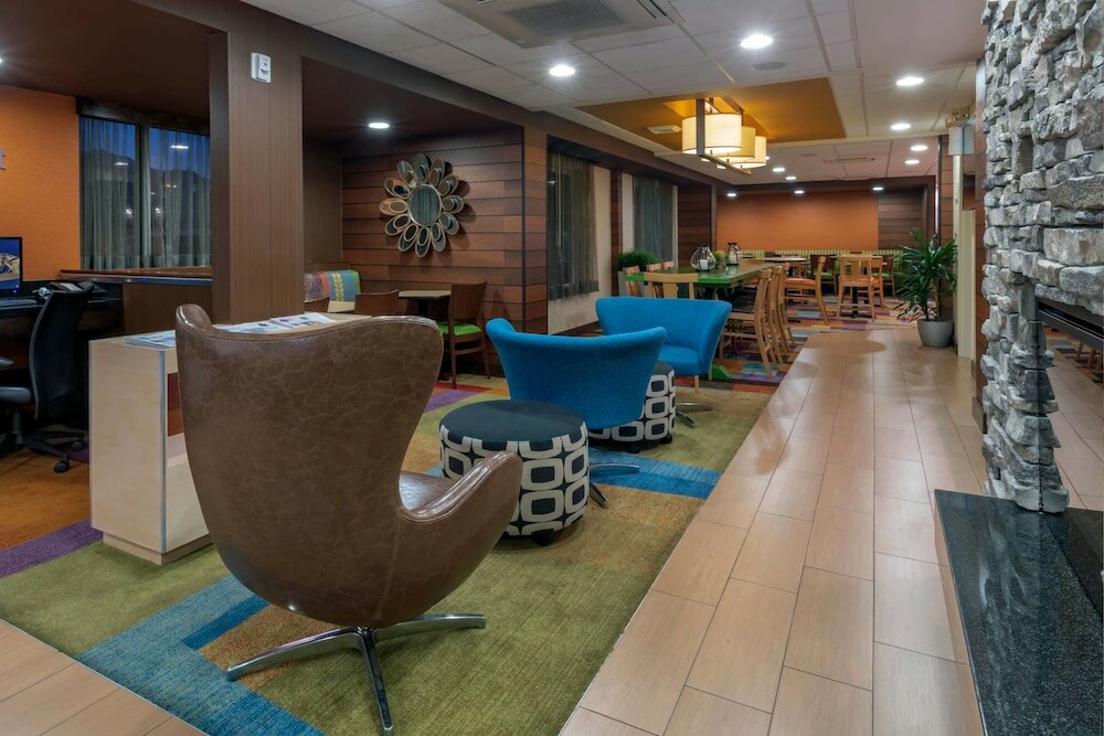 Фото Fairfield Inn by Marriott Salt Lake City South