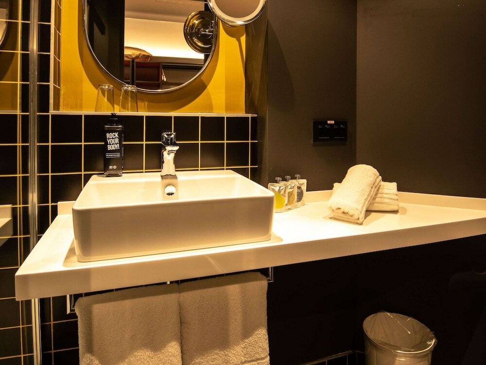 Фото Ibis Baku City