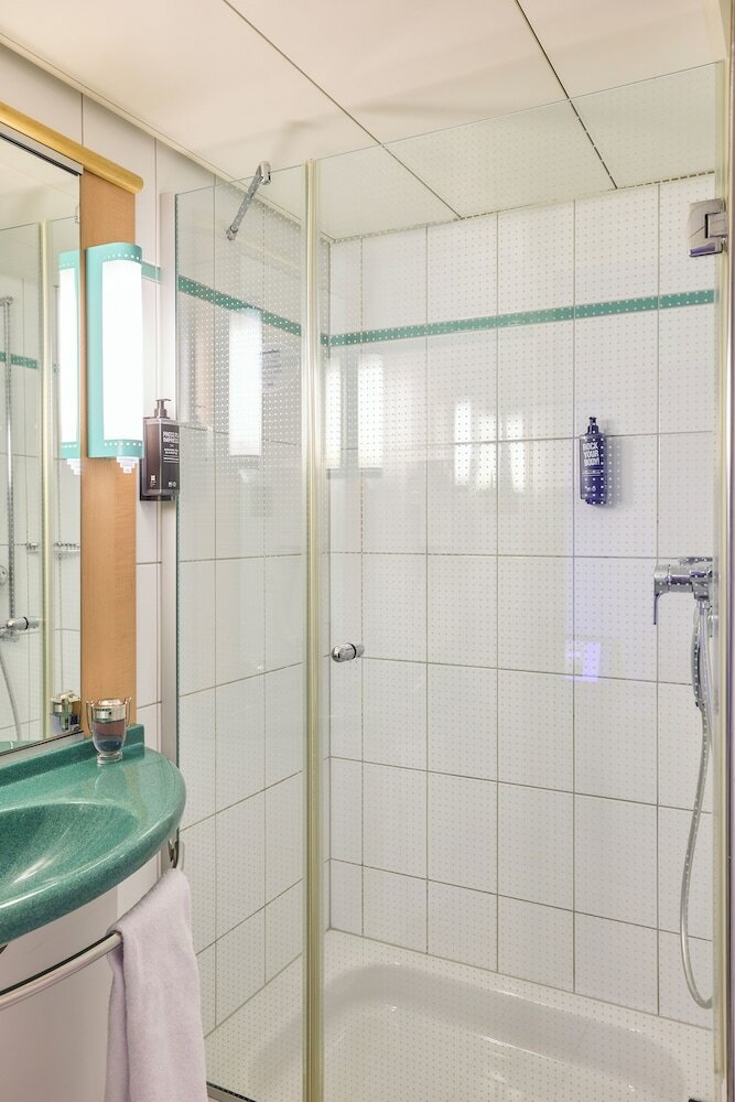 Фото Ibis Baar Zug