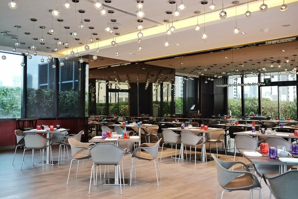 Фото One Farrer Hotel