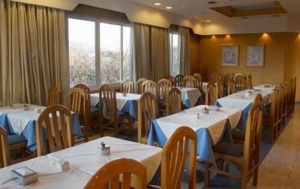 Фото Hotel Provincial