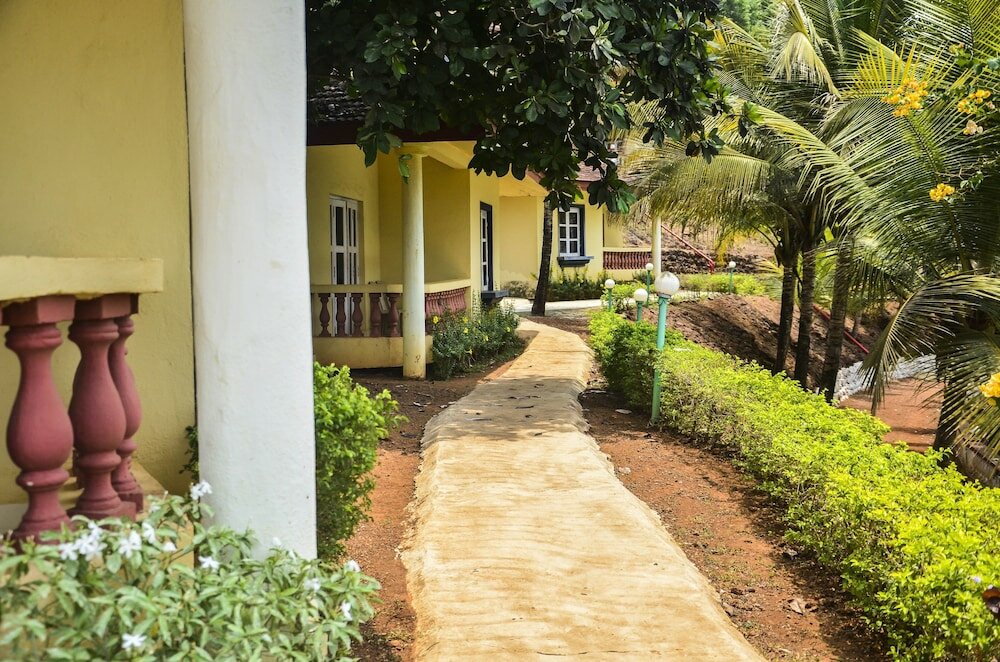 Фото Indismart Woodbourne Resort