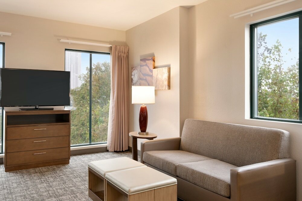 Фото Staybridge Suites San Antonio Downtown Conv Ctr, an Ihg Hotel