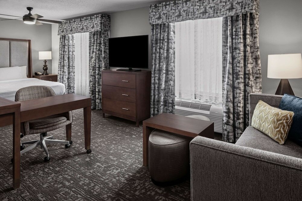 Фото Homewood Suites by Hilton Orland Park