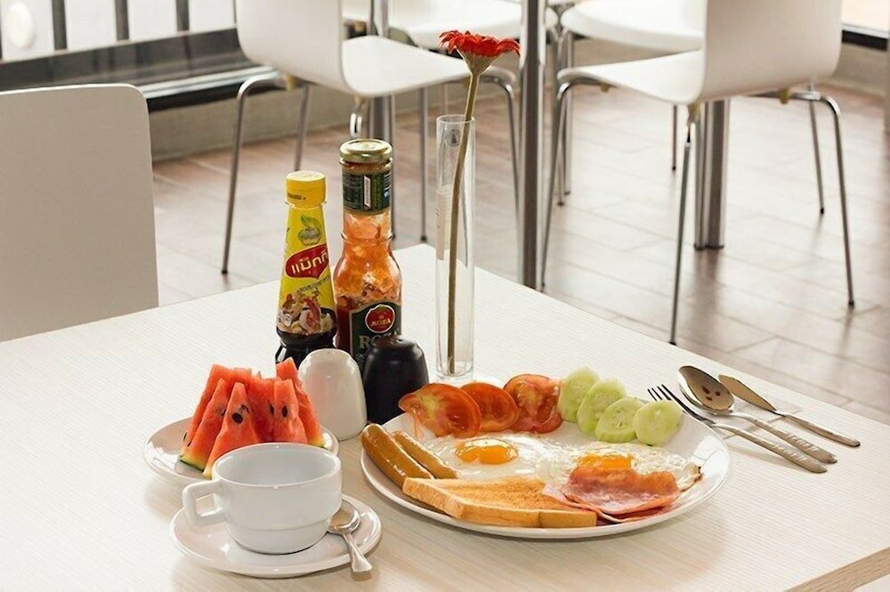 Фото Ingtara Hotel