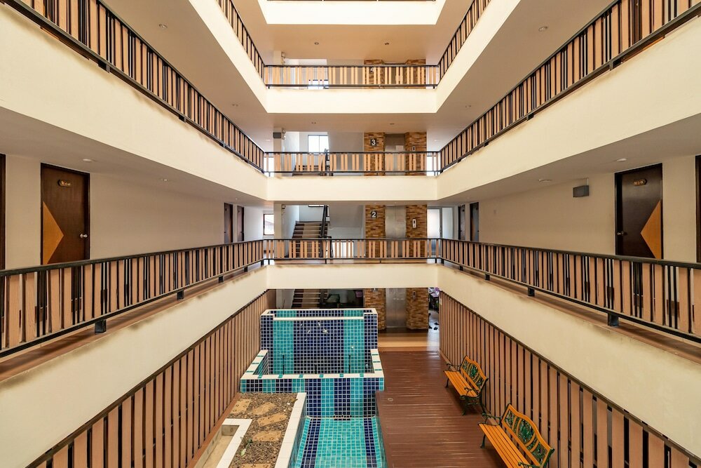 Фото Grannylla Residence Charoenkrung