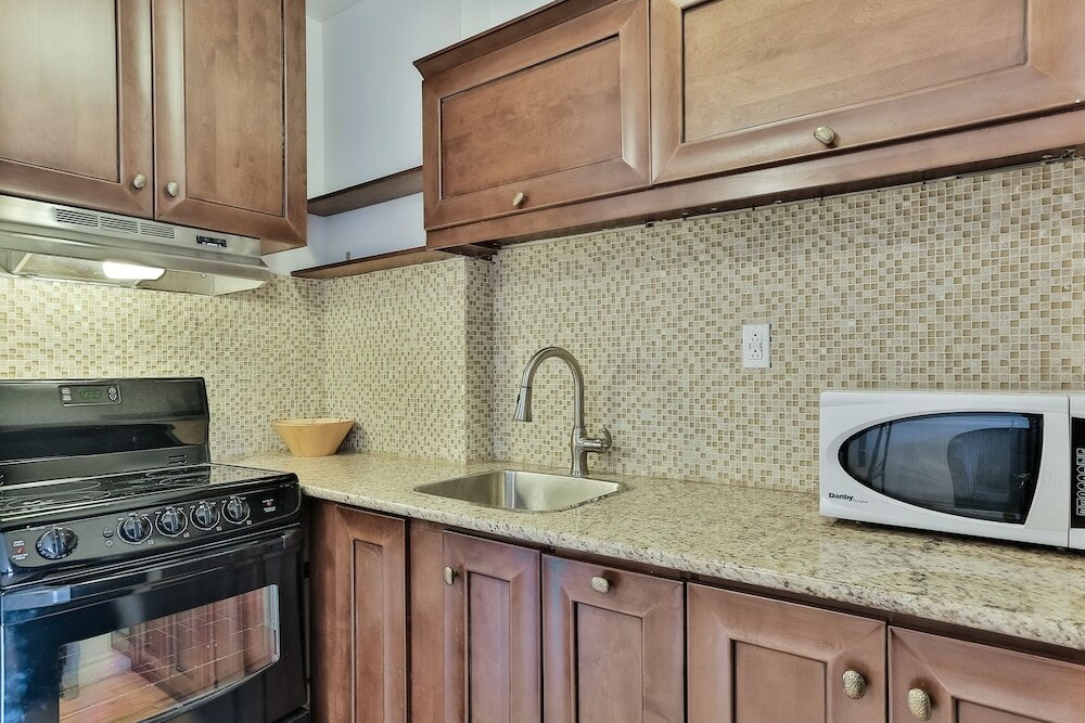 Фото Destination Stays Griffintown Montreal