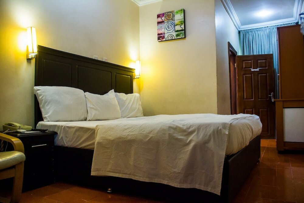 Фото Island Heights Hotel