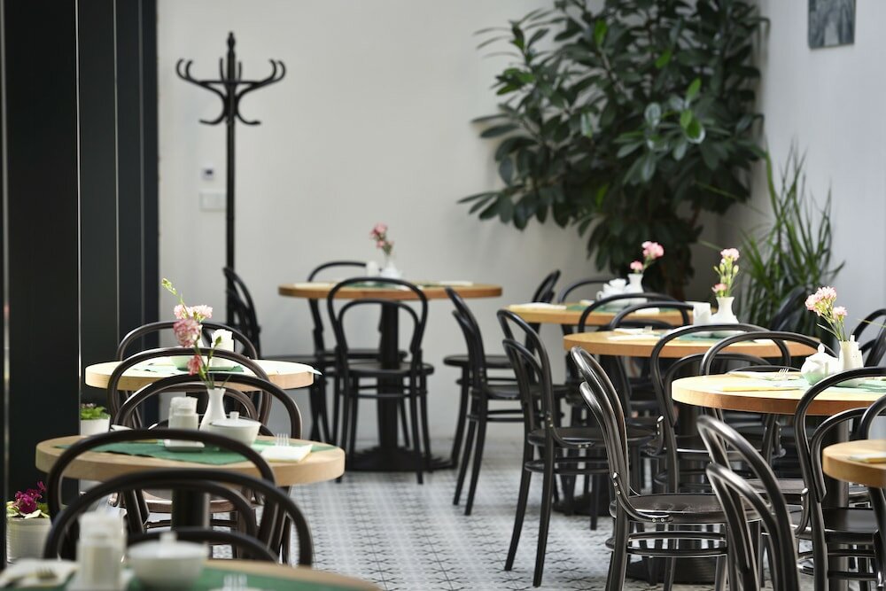 Фото Hotel At the White Lily