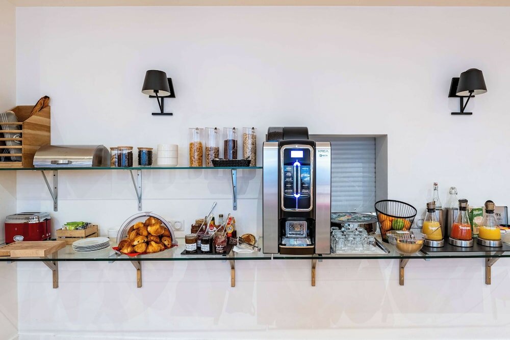 Фото Hotel George