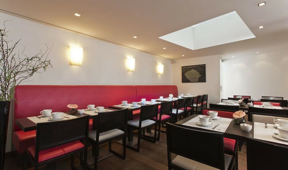 Фото Hotel Le Colisee