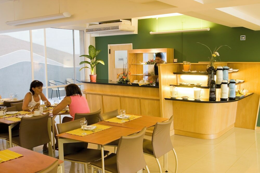 Фото Urbana Class Hotel