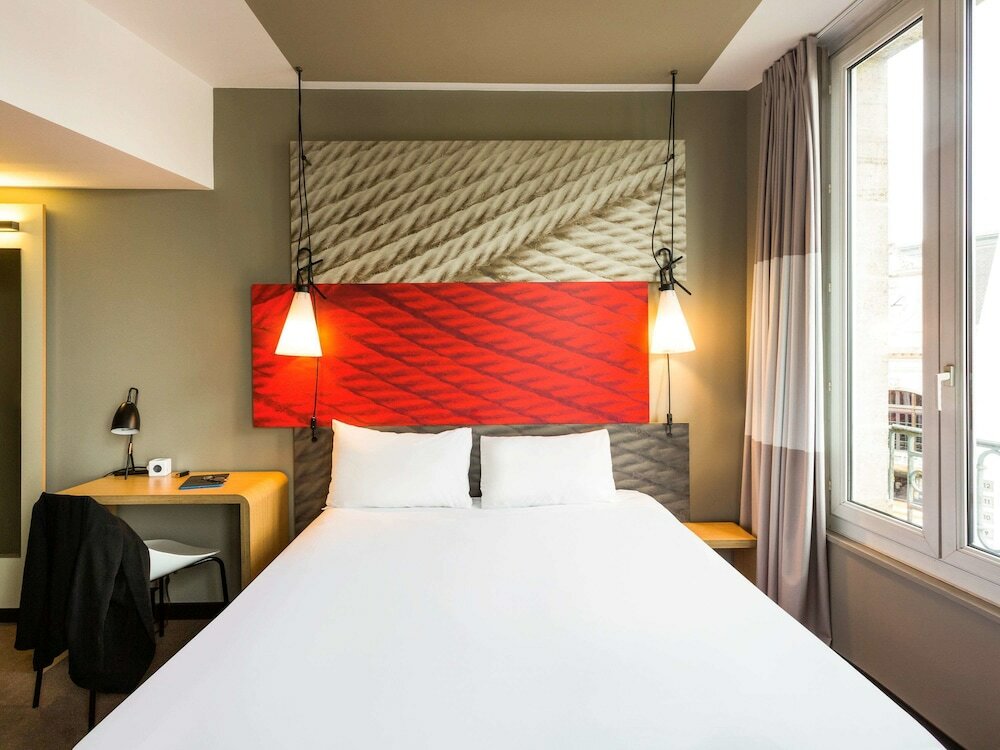 Фото Ibis Bordeaux Centre Gare Saint-Jean Euratlantique