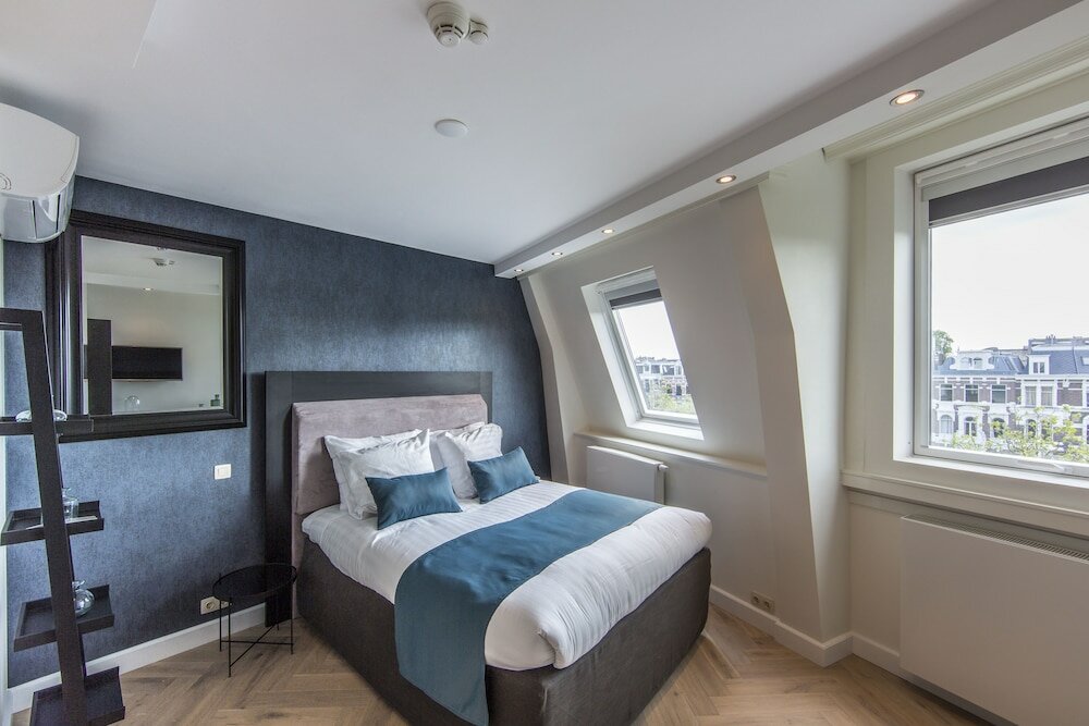 Фото No. 377 House