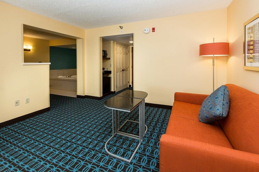 Фото Fairfield Inn and Suites by Marriott Des Moines West