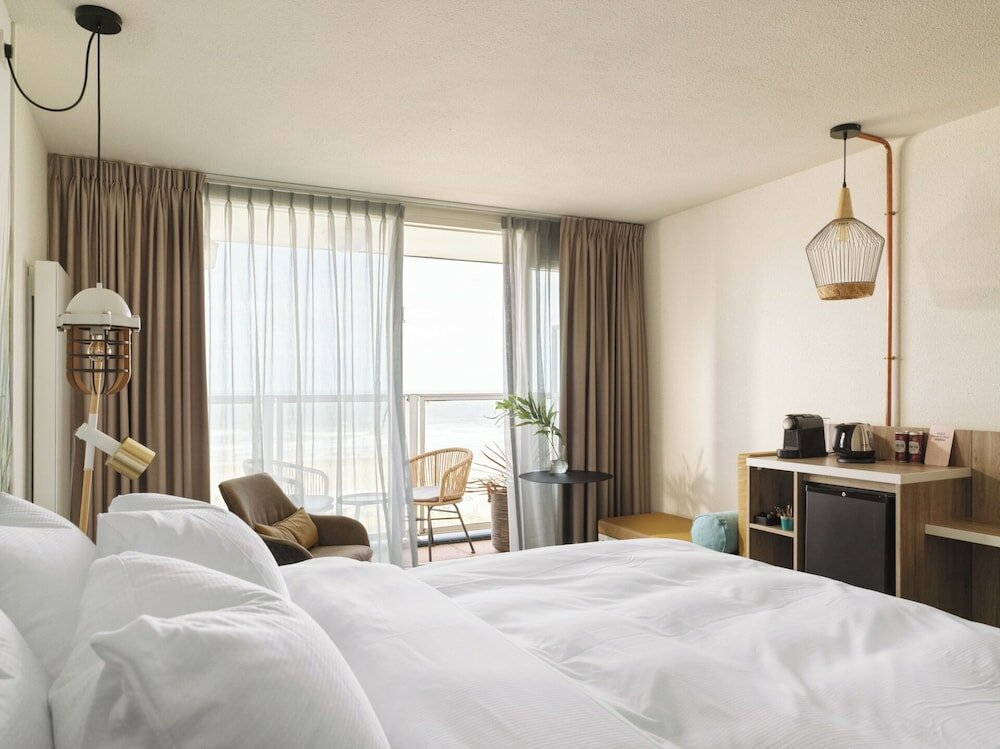 Фото Carlton Beach