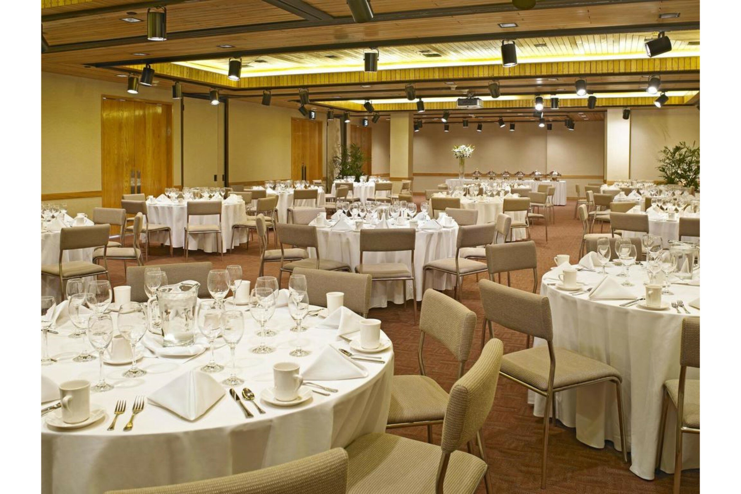 Фото Miami International Airport Hotel