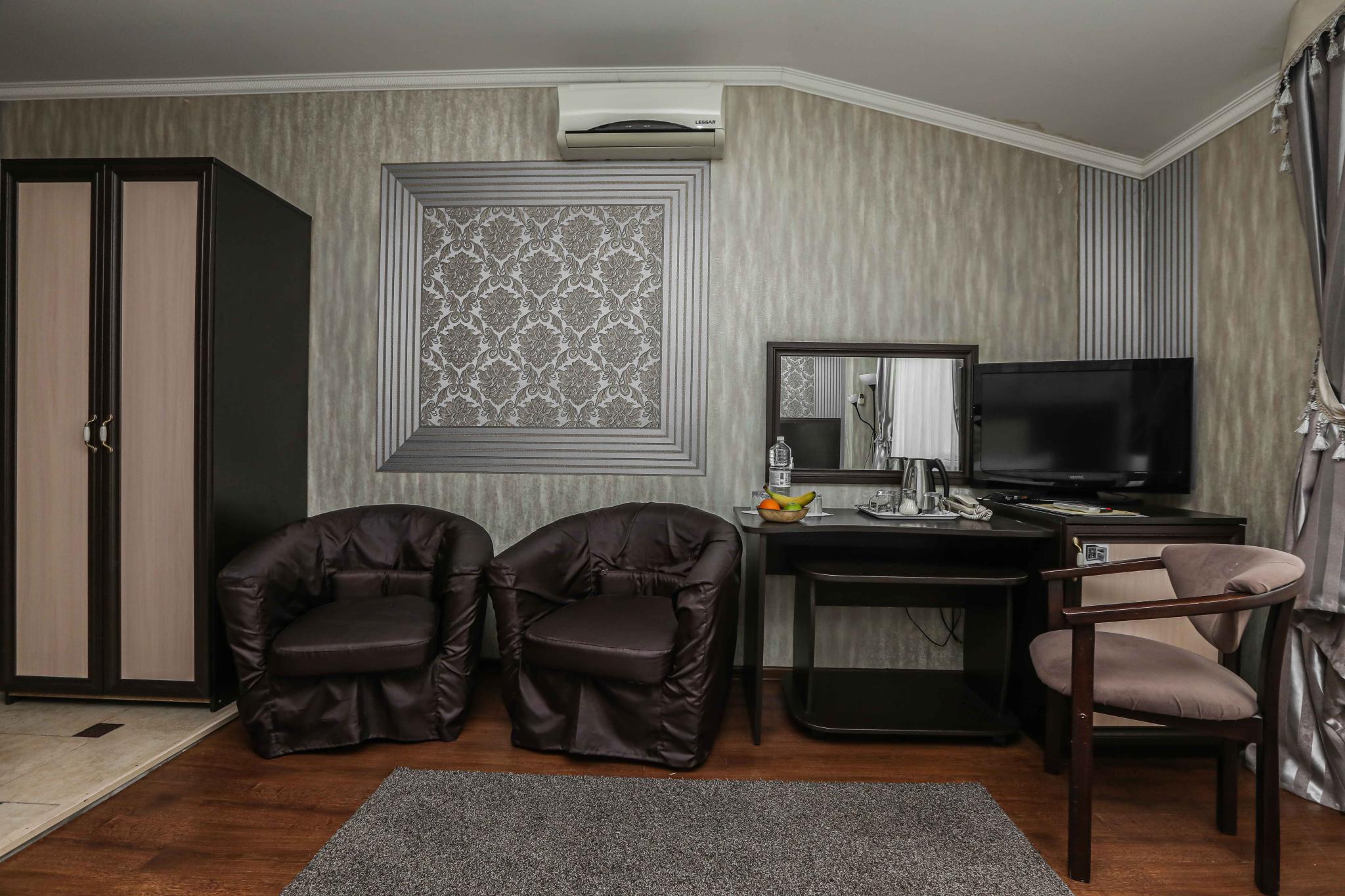 Фото Аурелиу