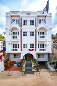 Гостиница Aishwarya Residency