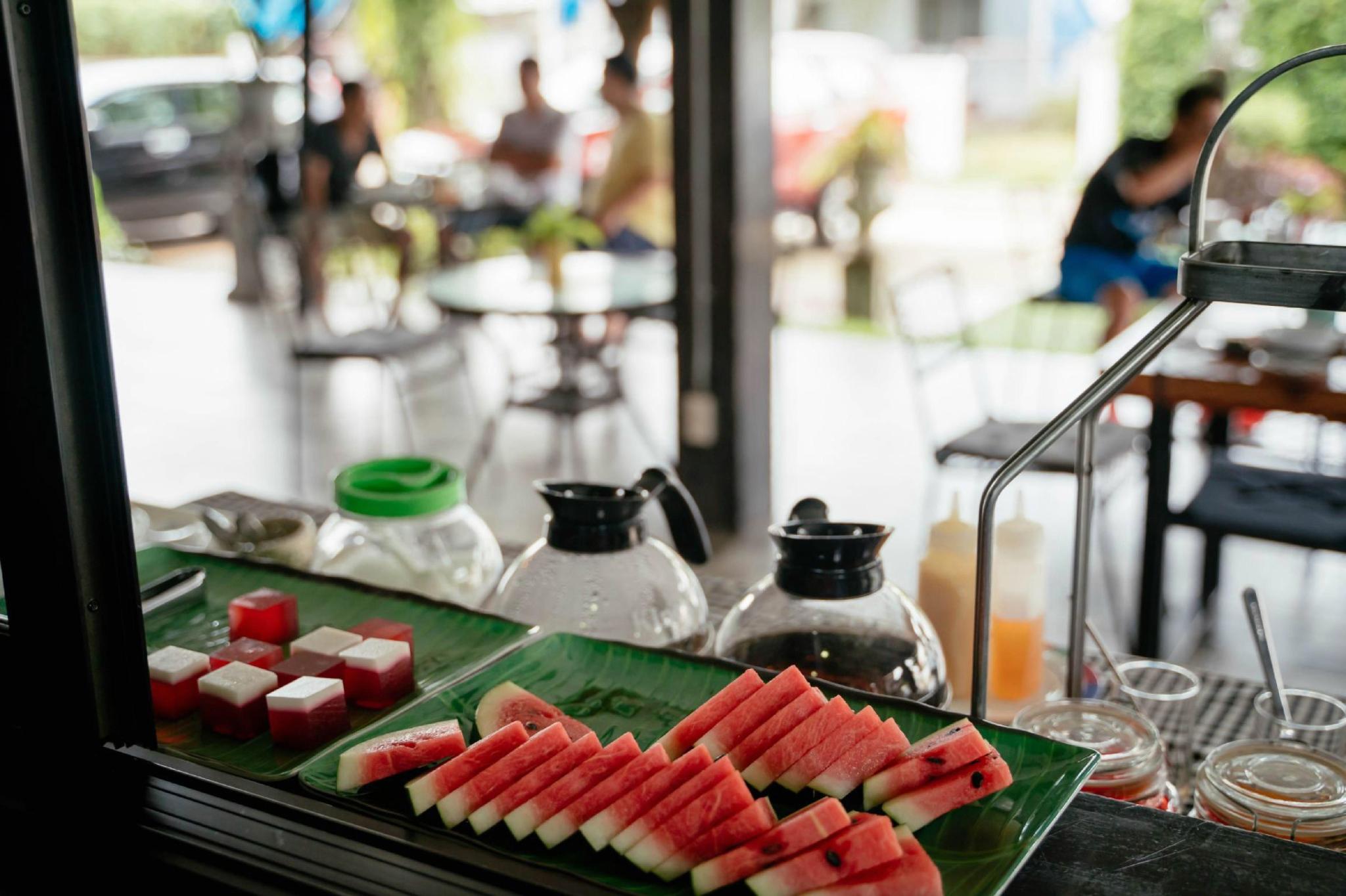 Фото It's Me Keawanong Hotel