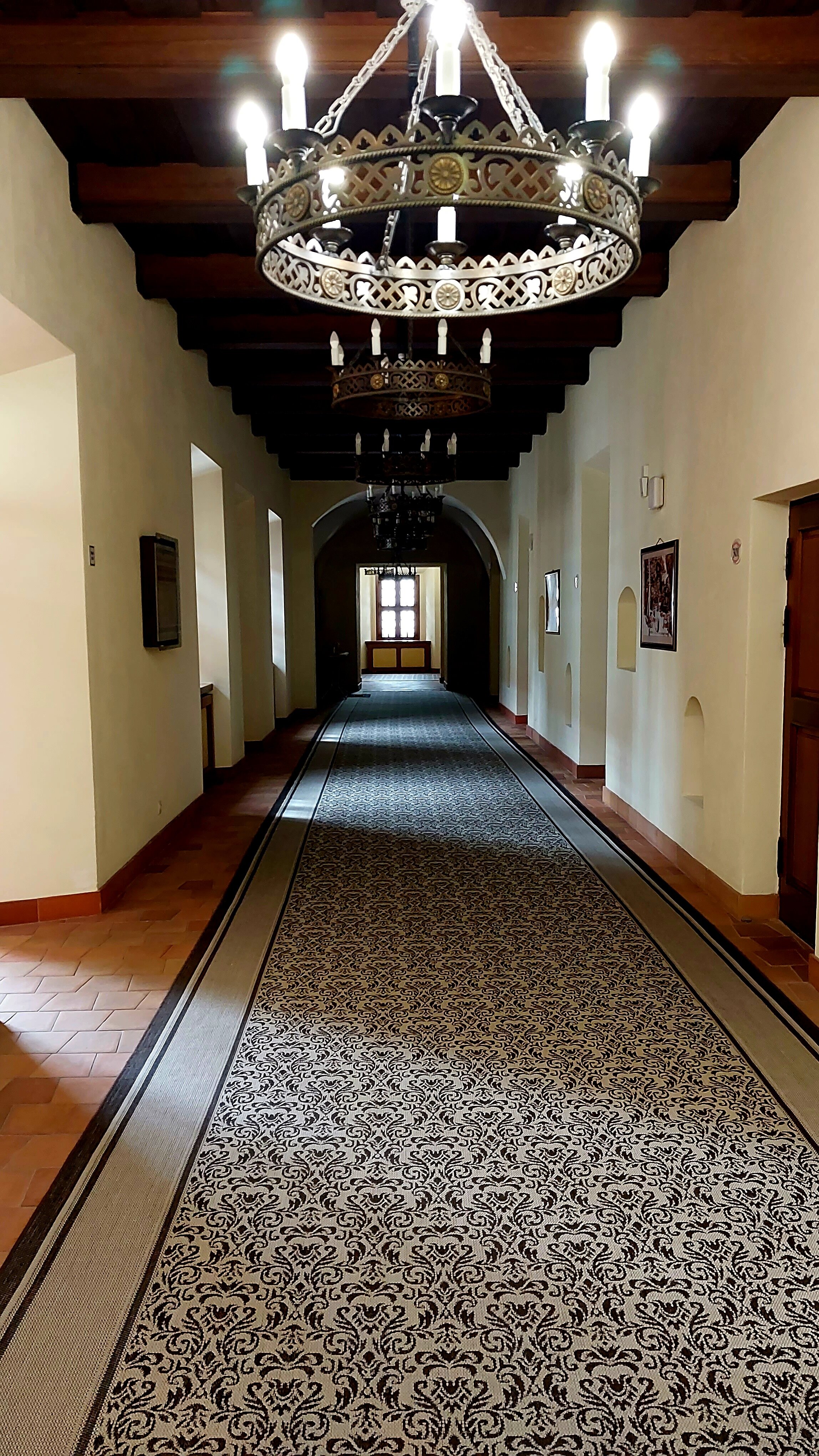 Фото Монастырский