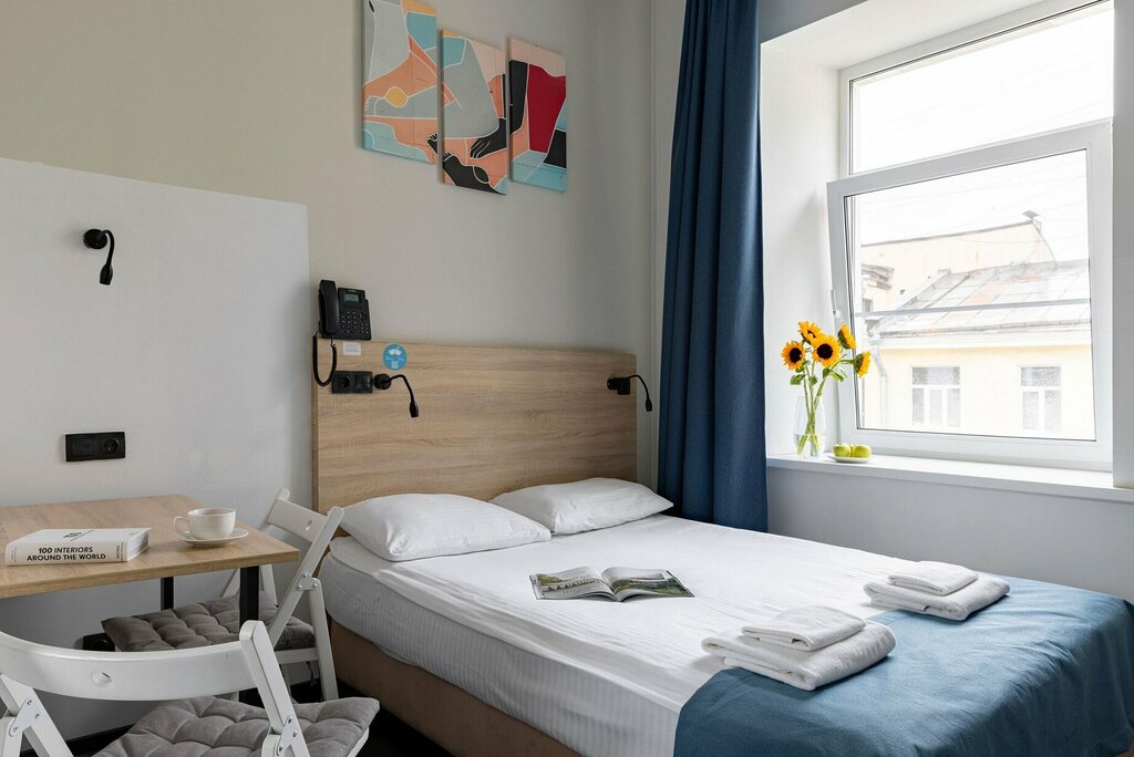 Гостиница Izzzi на Владимирской, Санкт‑Петербург, фото