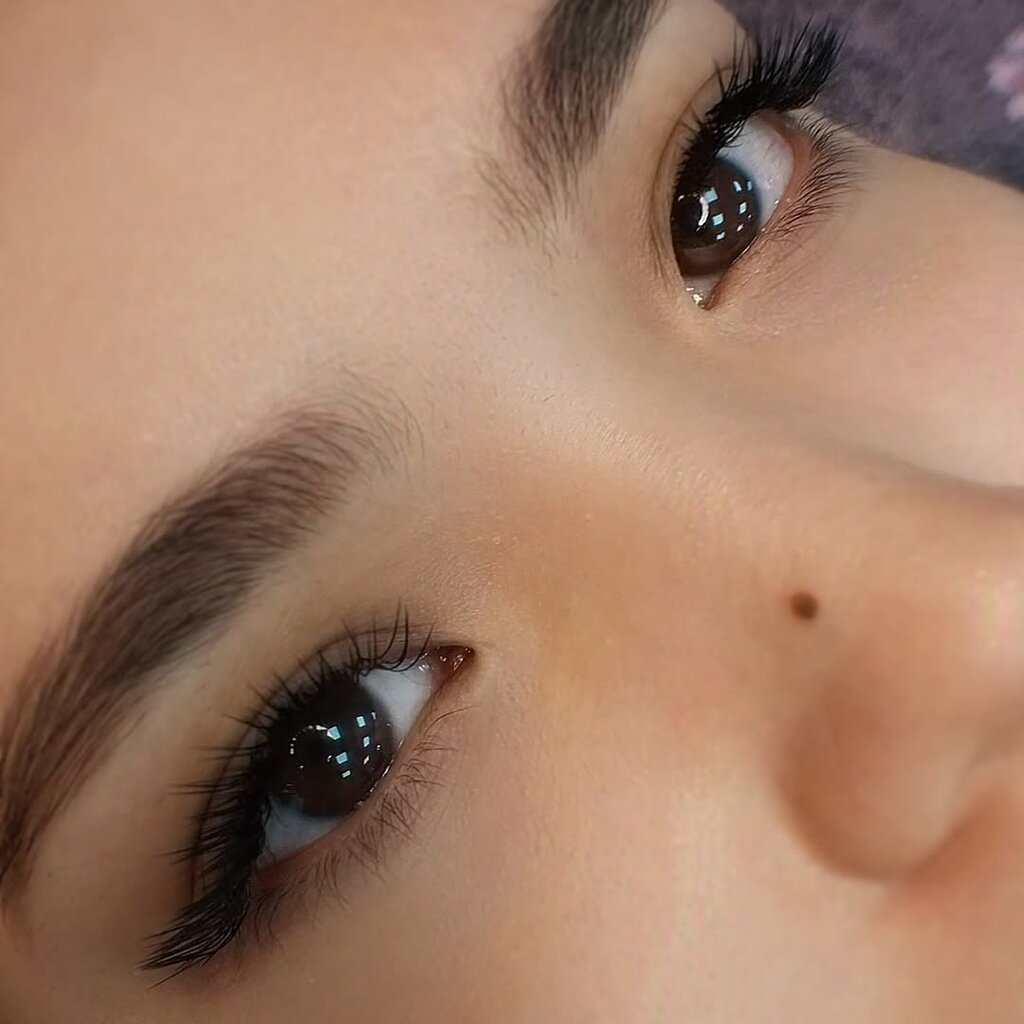 Eyebrow and eyelash salon Dama Lashesss, Astana, photo