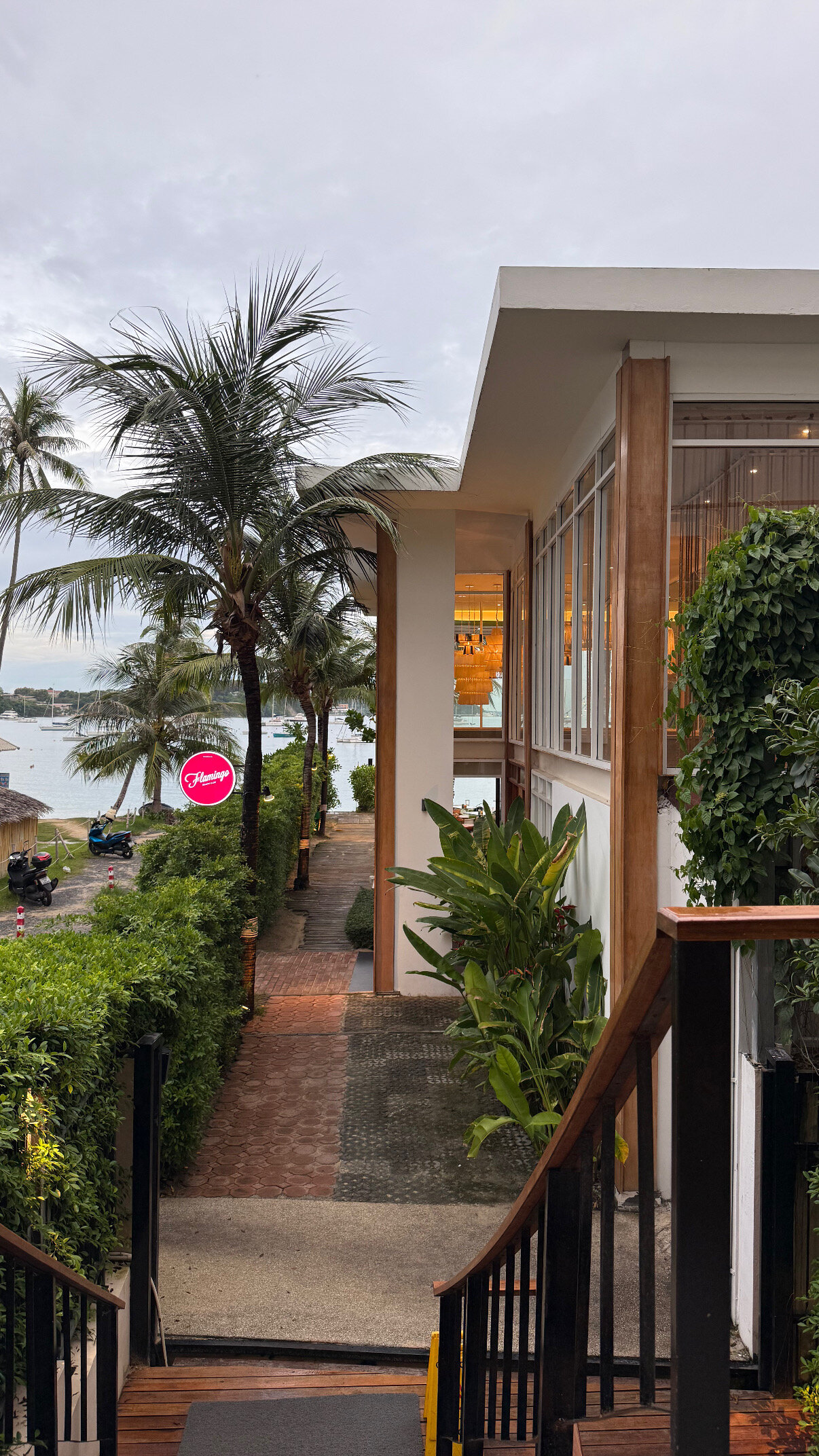 Фото Bandara Beach Resort Phuket