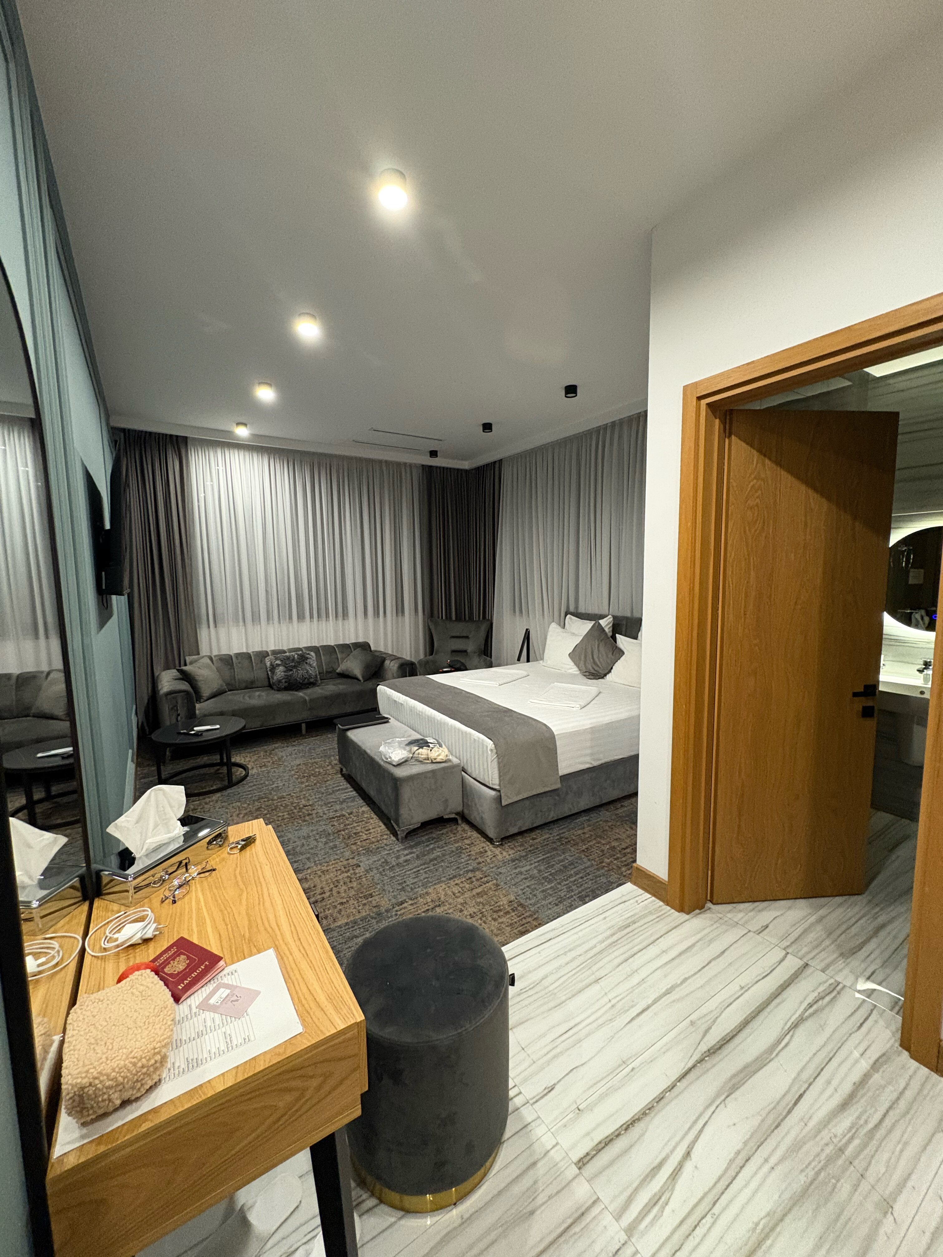 Фото Revive Boutique Hotel