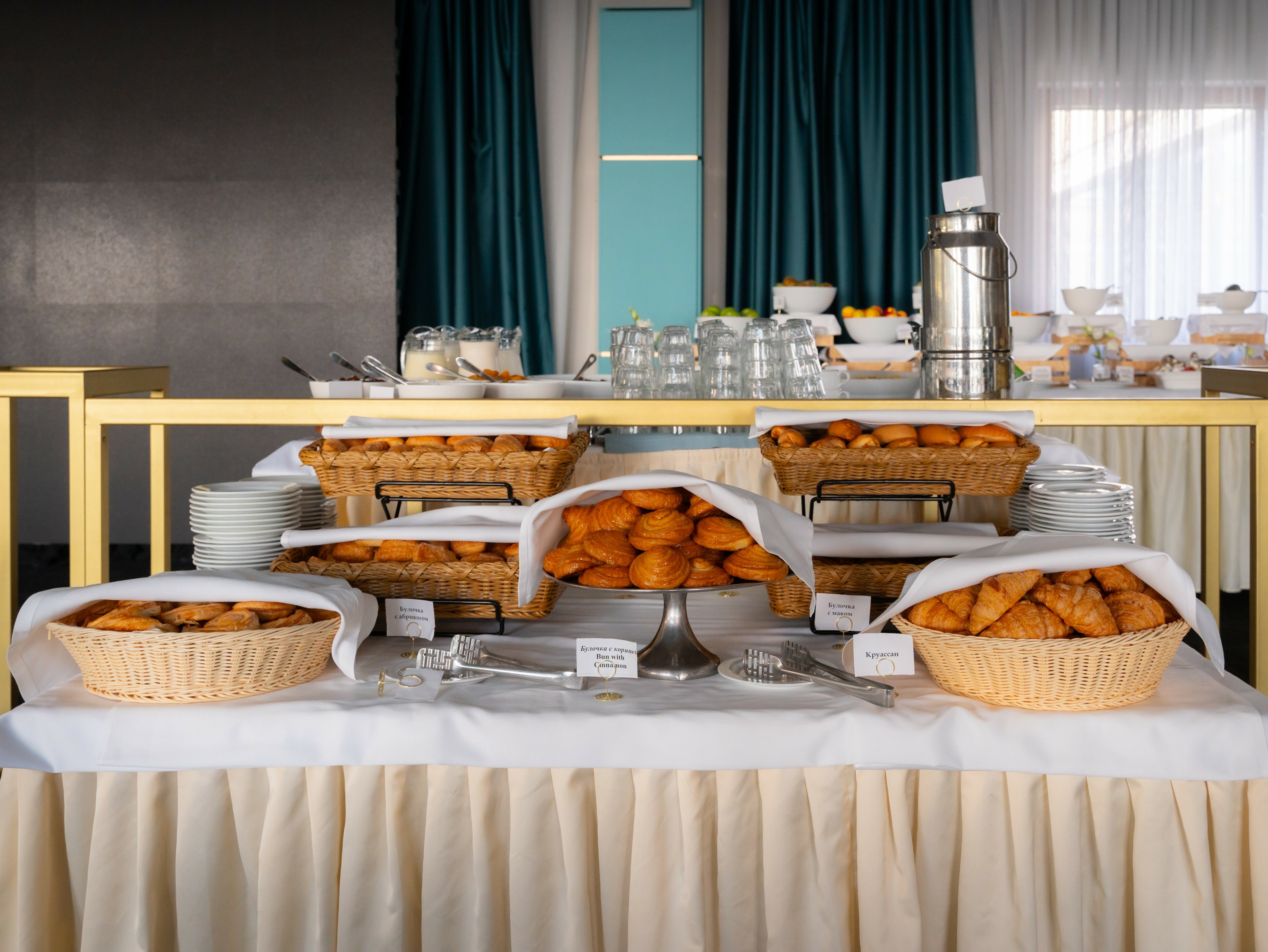 Фото Амбассадор