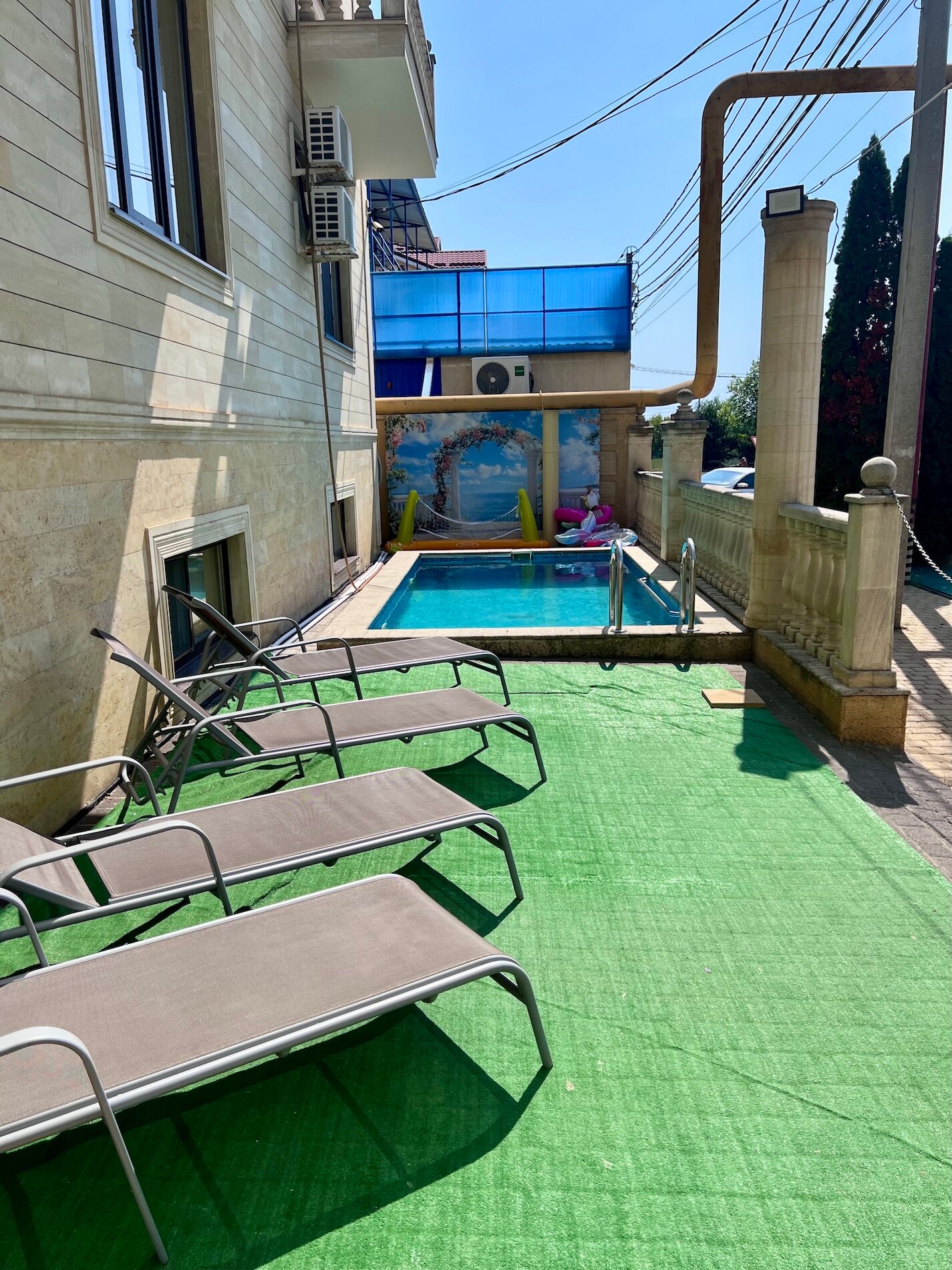 Фото У Луки