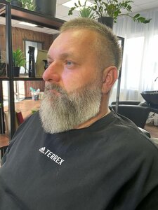 Boss man (ulitsa 9 Yanvarya, 2А), barberşop