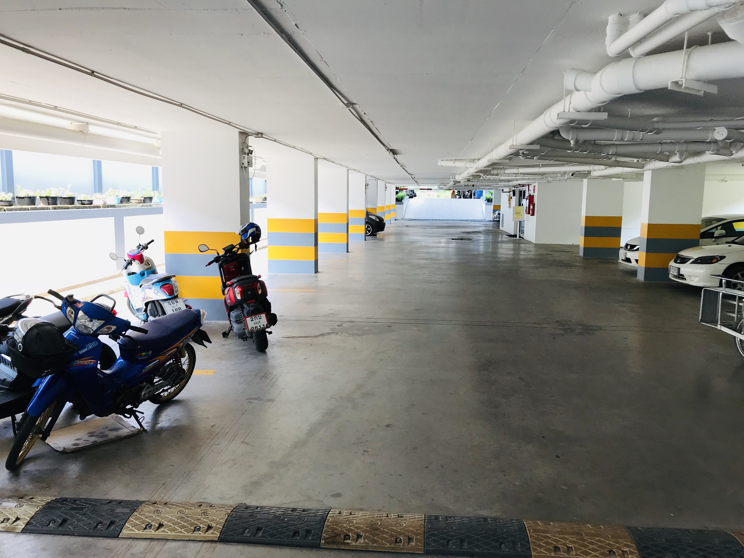 Фото Trio Gems Condominium