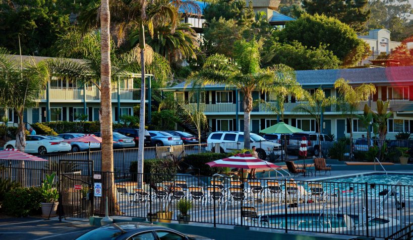 Фото отеля 2