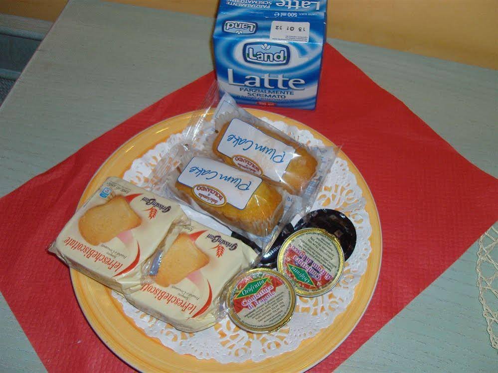 Фото B&t Rooms Trani