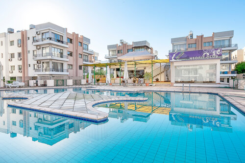 Гостиница Rix Apartments в Кирении