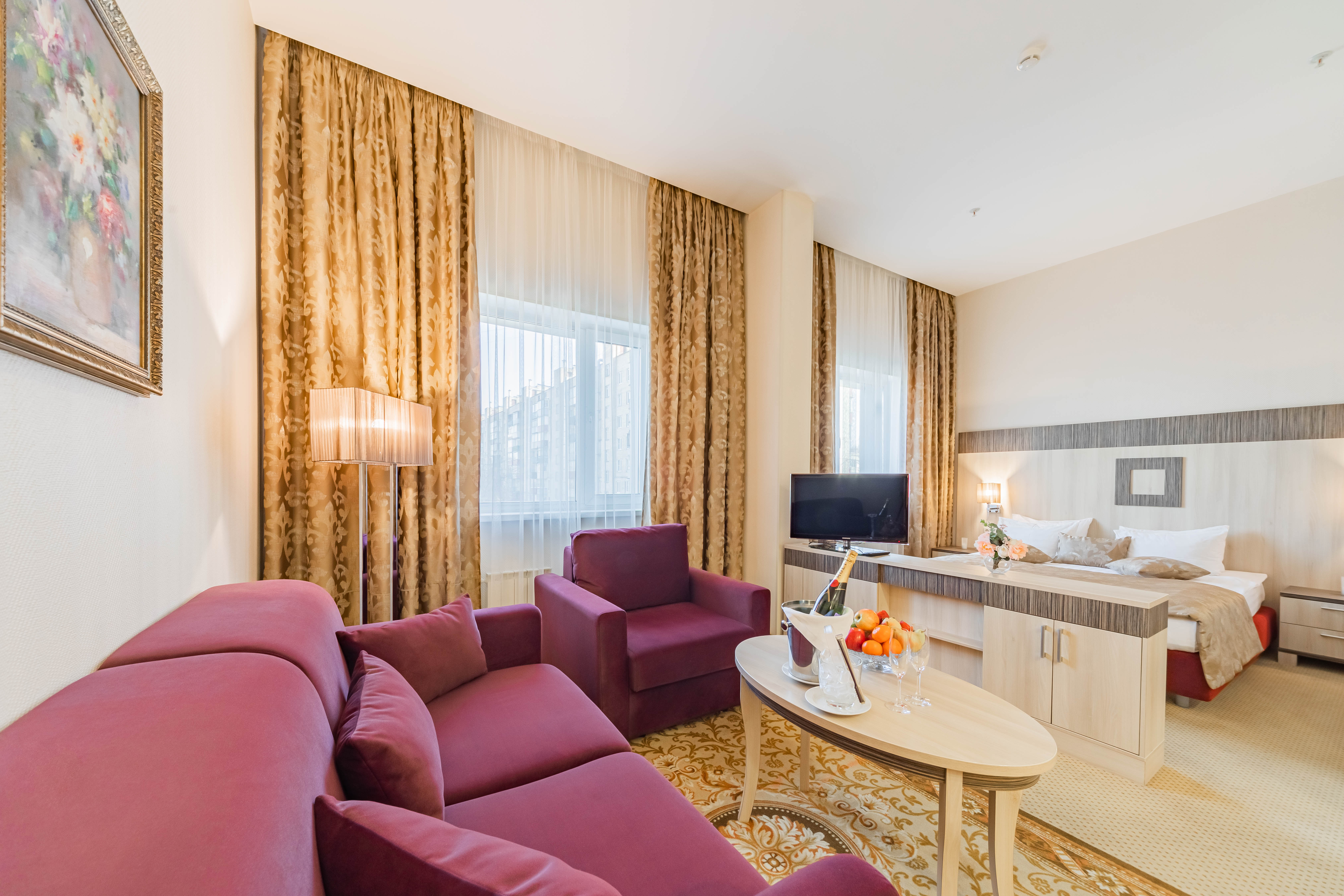 Фото East Gate Hotel