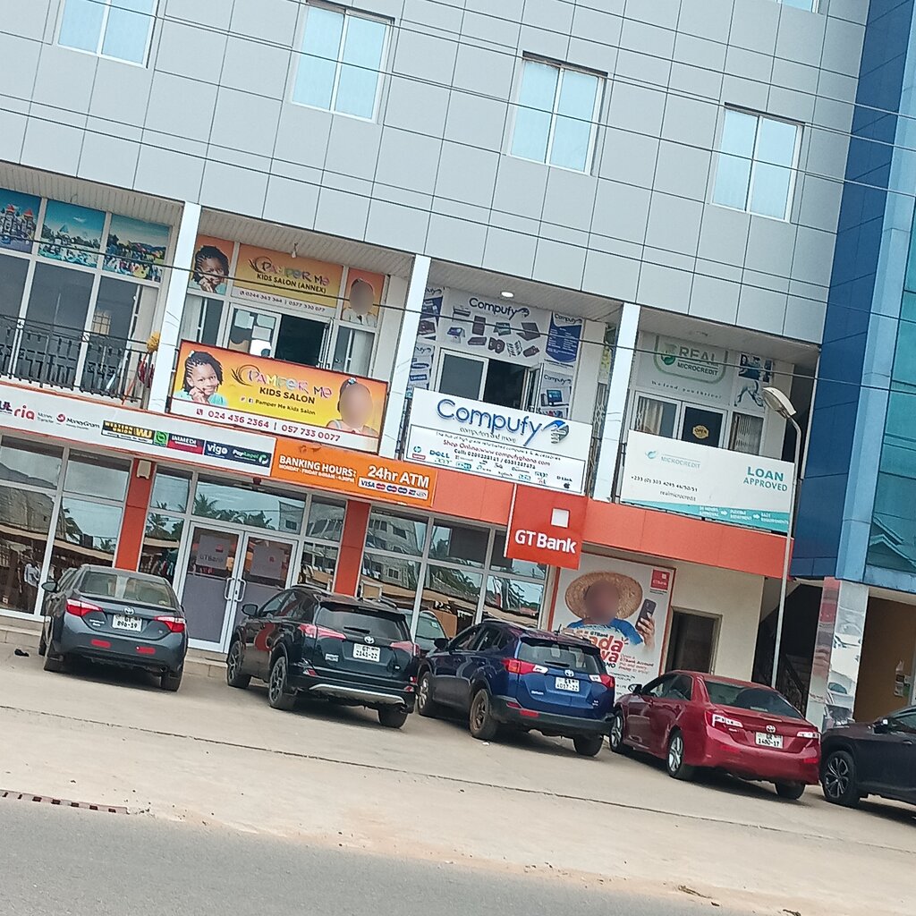 Microfinance institution Real Microcredit, Earth, photo