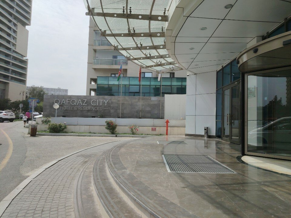 Фото Qafqaz Baku City Hotel & Residences