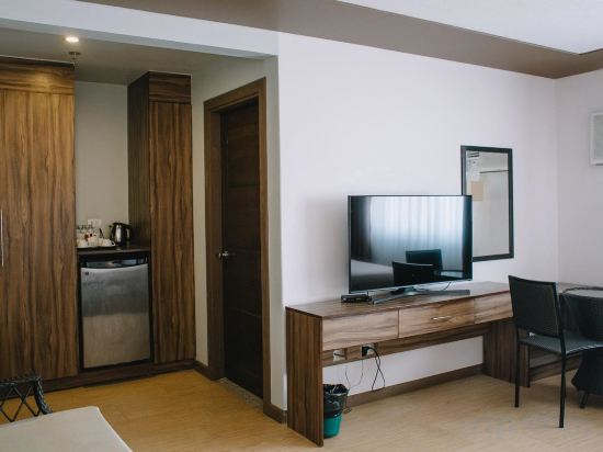 Фото Leope Hotel