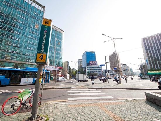 Фото K-Guesthouse Dongdaemun Premium