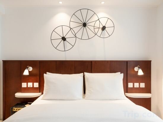 Фото Ruby Lucy Hotel London