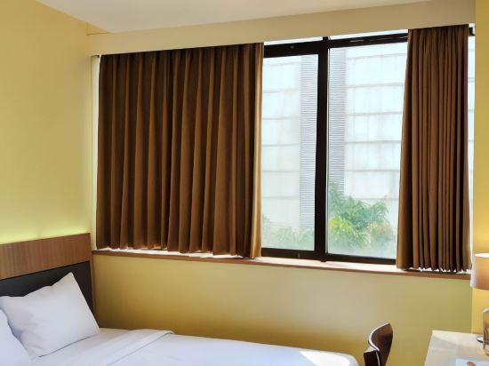 Фото Liberta Hub Blok M Jakarta