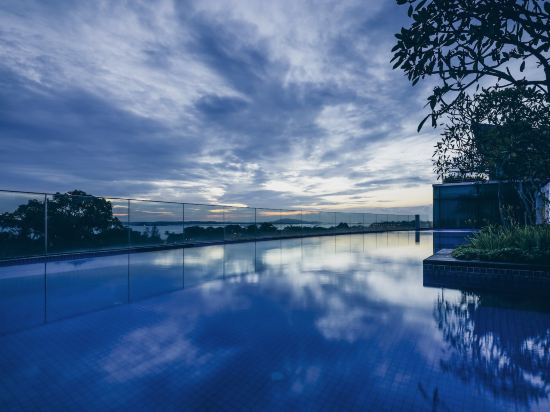 Фото Village Hotel Changi