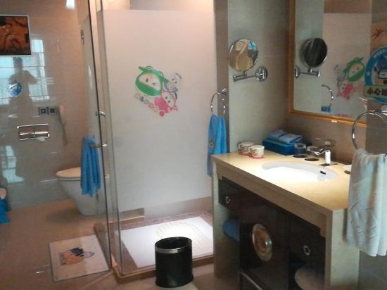 Фото Heyuan Holiday Hotel