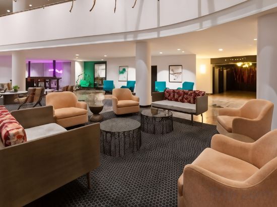 Фото Wyndham Garden Norfolk Downtown