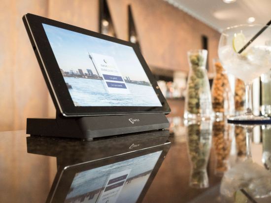 Фото Carathotel Düsseldorf City