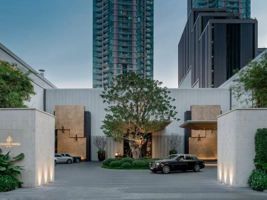 Фото Four Seasons Hotel Bangkok at Chao Phraya River