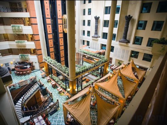 Фото The Orchid Hotel Mumbai Vile Parle